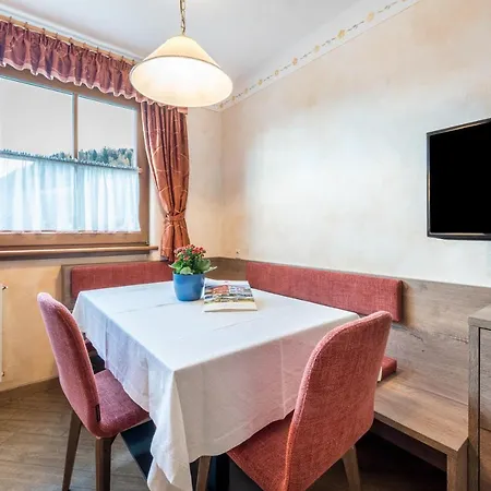 Haus Zur Vogelweide App 3 * Dobbiaco